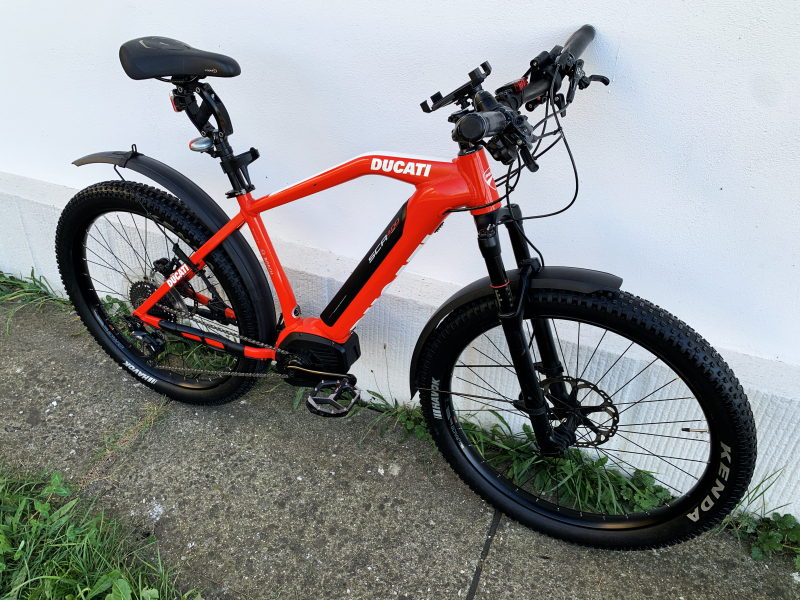 DUCATI SCR 400_Size L/47_Motor Bosch CX_Roti 27,5x2.80_Rock Shox Reba