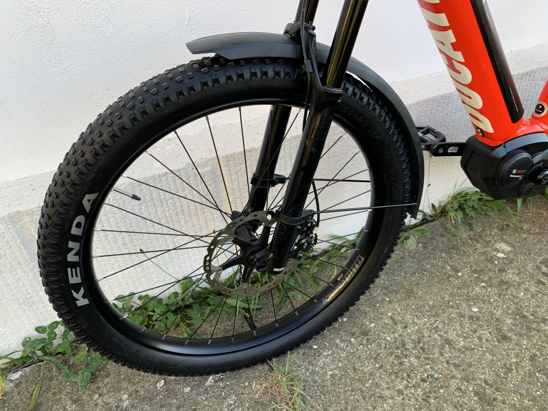 DUCATI SCR 400_Size L/47_Motor Bosch CX_Roti 27,5x2.80_Rock Shox Reba