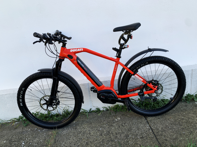 DUCATI SCR 400_Size L/47_Motor Bosch CX_Roti 27,5x2.80_Rock Shox Reba